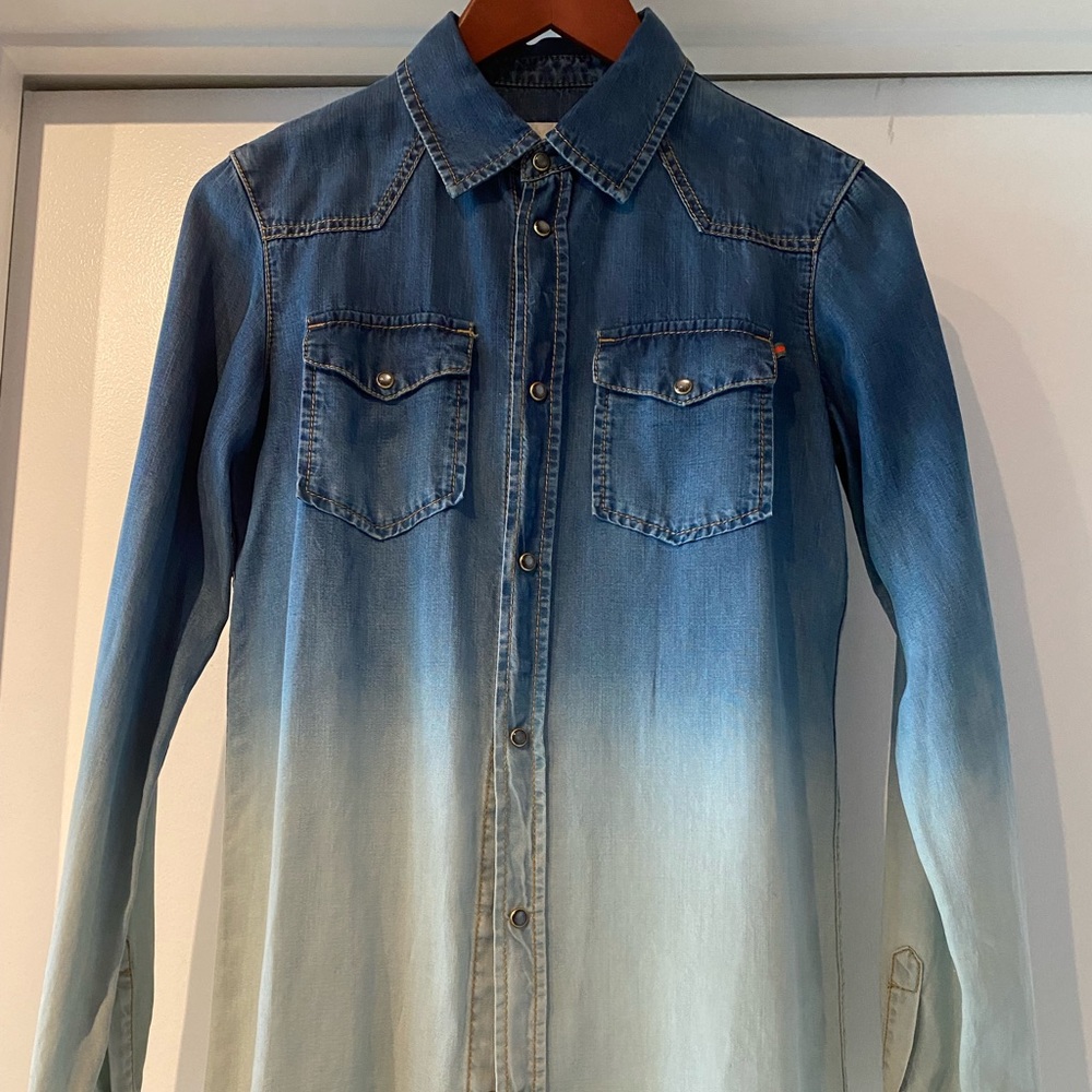 Authentic Gucci long sleeve demin shirt